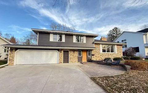 5717 Dale Ave, Edina, MN 55436