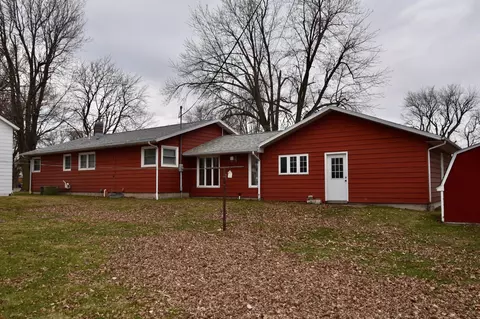 748 Spruce St, Ocheyedan, IA 51354 photo 5