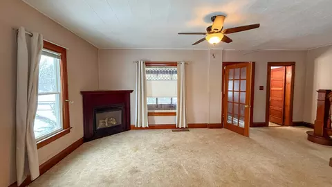 Living - 712 3rd Ave, Madison, MN 56256 photo 6 of 8