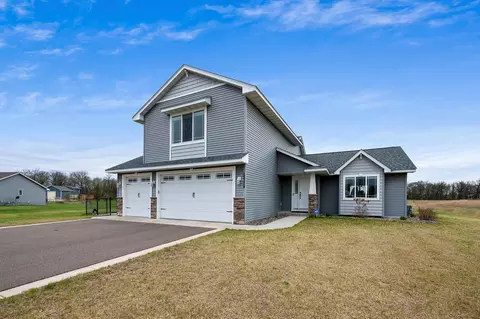 15304 290th Ave NW, Zimmerman, MN 55398