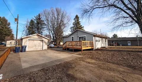 663 E Main St # B, Ellsworth, WI 54011