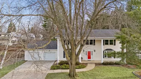 1812 7th St SW, Rochester, MN 55902