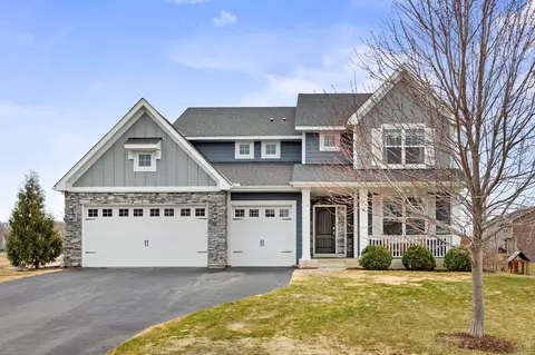 1865 Primrose Ln, Victoria, MN 55386