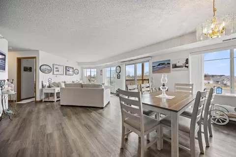 2155 6th Ln SE #202, Cambridge, MN 55008