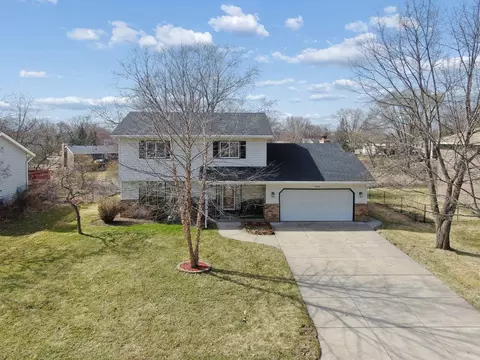 4363 Bramblewood Ave, Vadnais Heights, MN 55127