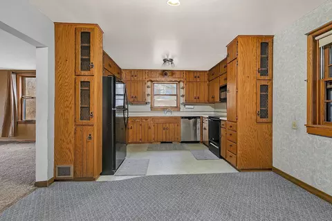 Kitchen - 4504 Walice Dr, Saint Cloud, MN 56301 photo 2 of 2