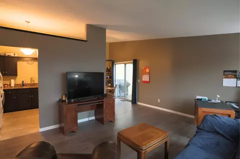 Living - 4418 Clover Ln #B, Eagan, MN 55122 photo 2 of 3