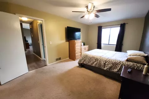 Bedroom - 4418 Clover Ln #B, Eagan, MN 55122 photo 2 of 3