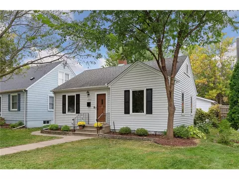 2944 Zarthan Ave S, Saint Louis Park, MN 55416
