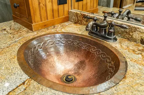 Bath - 13345 25th Ave NW, Oronoco, MN 55960 photo 6 of 10