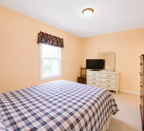 Bedroom - 16099 Twilight Rd, Onamia, MN 56359 photo 8 of 8
