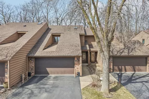 11380 36th Pl N, Plymouth, MN 55441