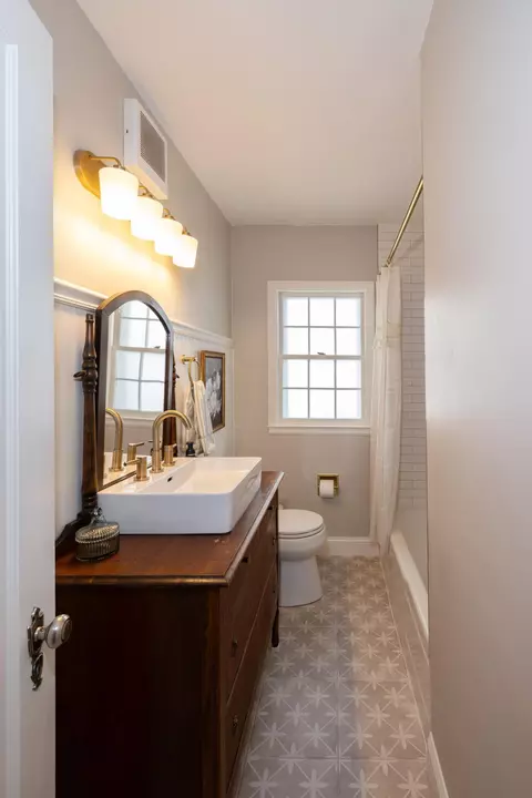 Bath - 1345 3rd St N, Fargo, ND 58102 photo 1 of 4