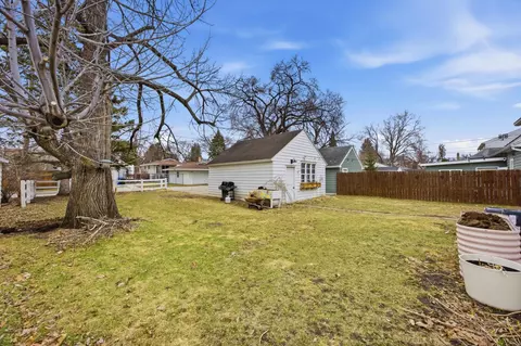 Exterior - 1345 3rd St N, Fargo, ND 58102 photo 9 of 9