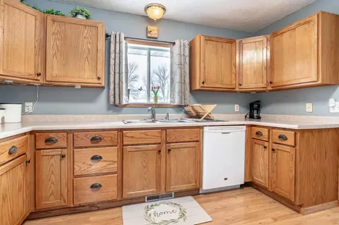 311 4th Ave E, Abercrombie, ND 58001 photo 10