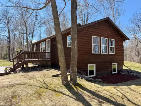 7074 Fairbanks Dr NW, Walker, MN 56484