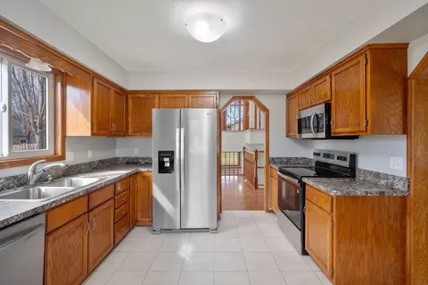 Kitchen - 7710 118th Ave N, Champlin, MN 55316 photo 2 of 3