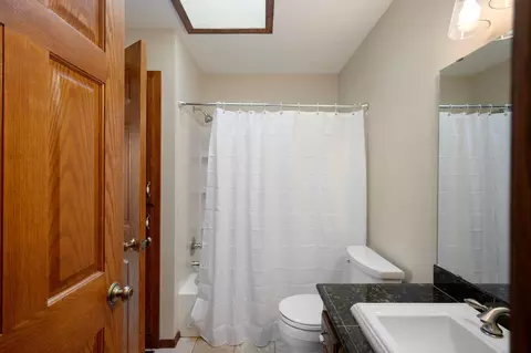 Bath - 7710 118th Ave N, Champlin, MN 55316 photo 1 of 2