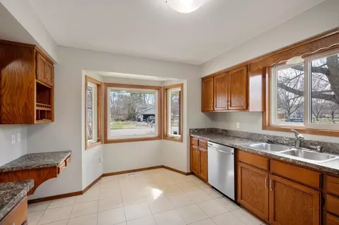 Kitchen - 7710 118th Ave N, Champlin, MN 55316 photo 3 of 3