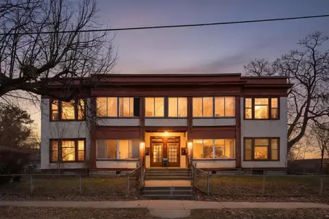 900 16th Ave N, Minneapolis, MN 55411
