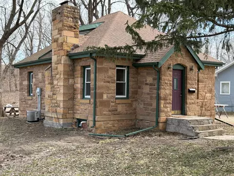 223 Owatonna St, Mankato, MN 56001