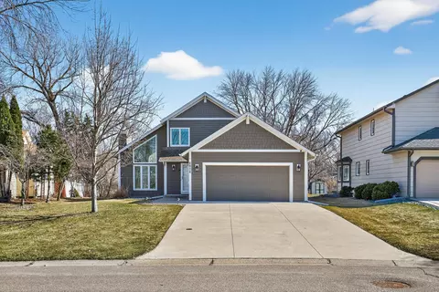 4820 Erickson Dr, New Hope, MN 55428