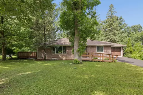 1425 Orkla Dr, Golden Valley, MN 55427