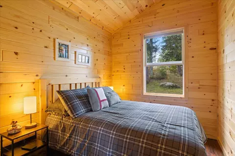 Bedroom - 2050 Shipman, Ely, MN 55731 photo 2 of 3
