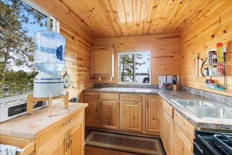 Kitchen - 2050 Shipman, Ely, MN 55731 photo 1 of 2
