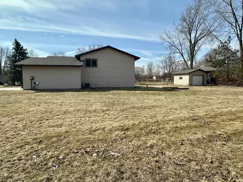 Exterior - 6933 Sumac Ct, Centerville, MN 55038 photo 4 of 6