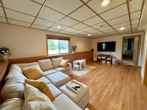 Living - 6933 Sumac Ct, Centerville, MN 55038 photo 4 of 4