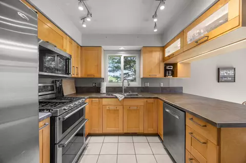 650 Gramsie Rd, Shoreview, MN 55126 photo 16