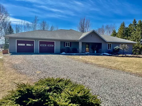37209 Loon Dr, Cohasset, MN 55721