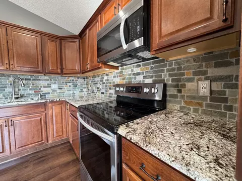 Kitchen - 9919 129th Ave N, Champlin, MN 55316 photo 3 of 3