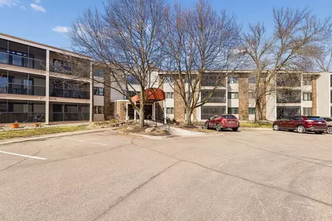 3150 Glen Oaks Ave #111A, White Bear Lake, MN 55110