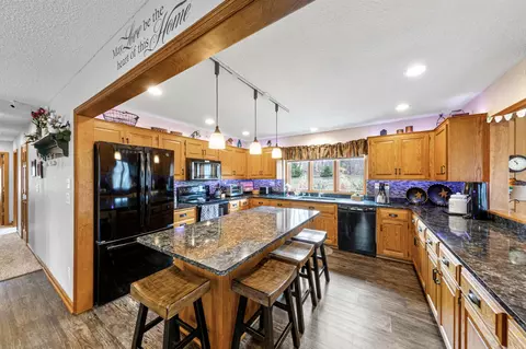Kitchen - 5035 124th St E, Northfield, MN 55057 photo 3 of 6