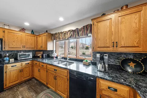 Kitchen - 5035 124th St E, Northfield, MN 55057 photo 4 of 6