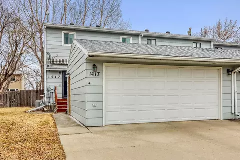 1417 11th St W, West Fargo, ND 58078