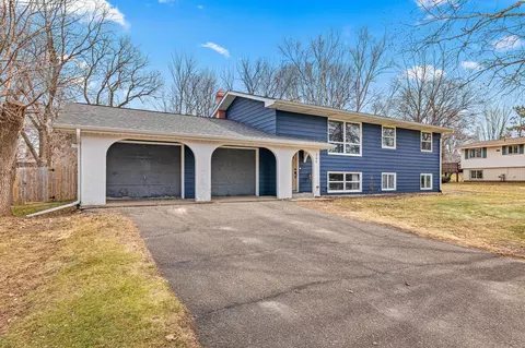 266 Greaton Rd, New Richmond, WI 54017