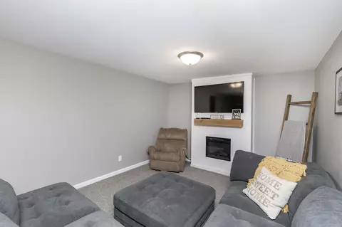 505 4th St E, Horace, ND 58047 photo 33