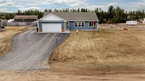 9103 3rd Ave, Pequot Lakes, MN 56472