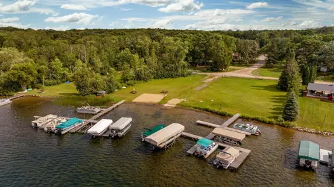 9103 3rd Ave, Pequot Lakes, MN 56472