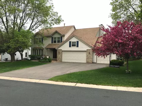 725 Havenhill Rd, Eagan, MN 55123