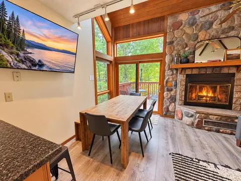 Dining - 511 Moose Mountain Dr, Tofte, MN 55615 photo 2 of 3