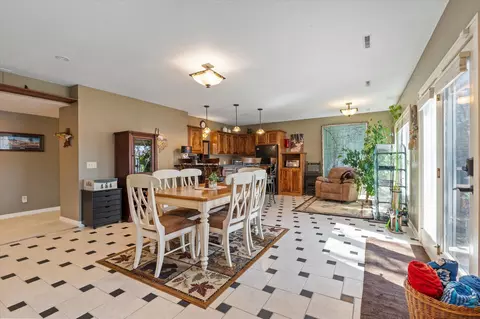 Dining - 12010 Gregory Dr SW, Brainerd, MN 56401 photo 2 of 2