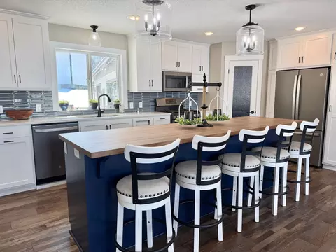 Kitchen - 9745 Pine Point Rd NW, Walker, MN 56484 photo 1 of 7