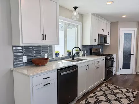 Kitchen - 9745 Pine Point Rd NW, Walker, MN 56484 photo 2 of 7