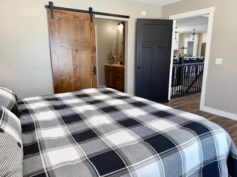 Bedroom - 9745 Pine Point Rd NW, Walker, MN 56484 photo 3 of 15