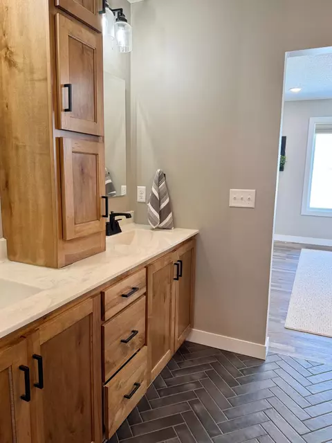 Bath - 9745 Pine Point Rd NW, Walker, MN 56484 photo 14 of 26