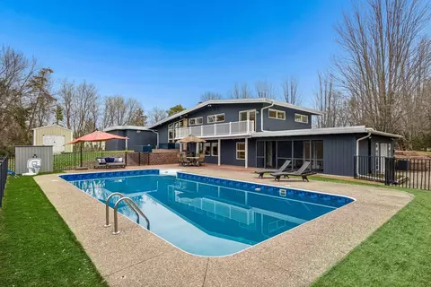 14122 Prairie Rd NW, Andover, MN 55304